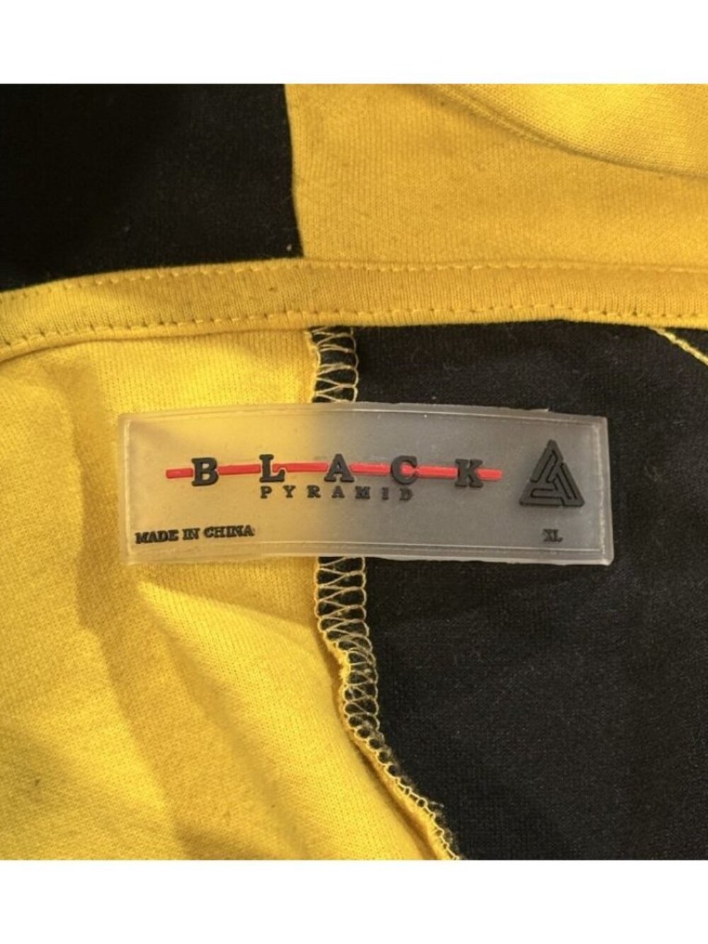 Black Pyramid Sz XL Hoodie Yellow Logo Mens Streetwear Sweatshirt - Picture 4 of 8